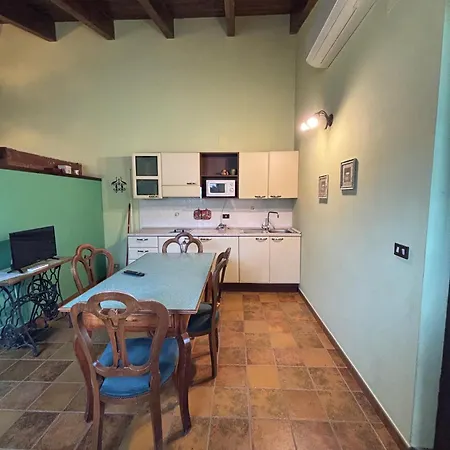 Del Picchio Apartment *