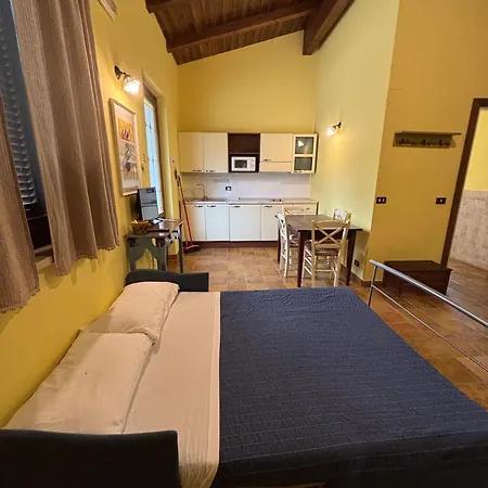 Apartment Del Picchio *